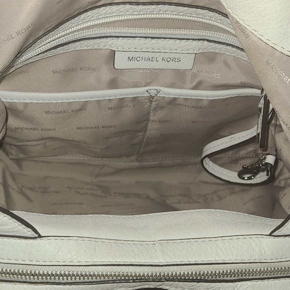 Handbag - Picture 4 of 5